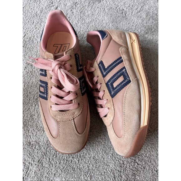NWOB Back 70 Jogger Z sneakers in camel, navy, and pink Sz 38, $180 - Picture 4 of 10